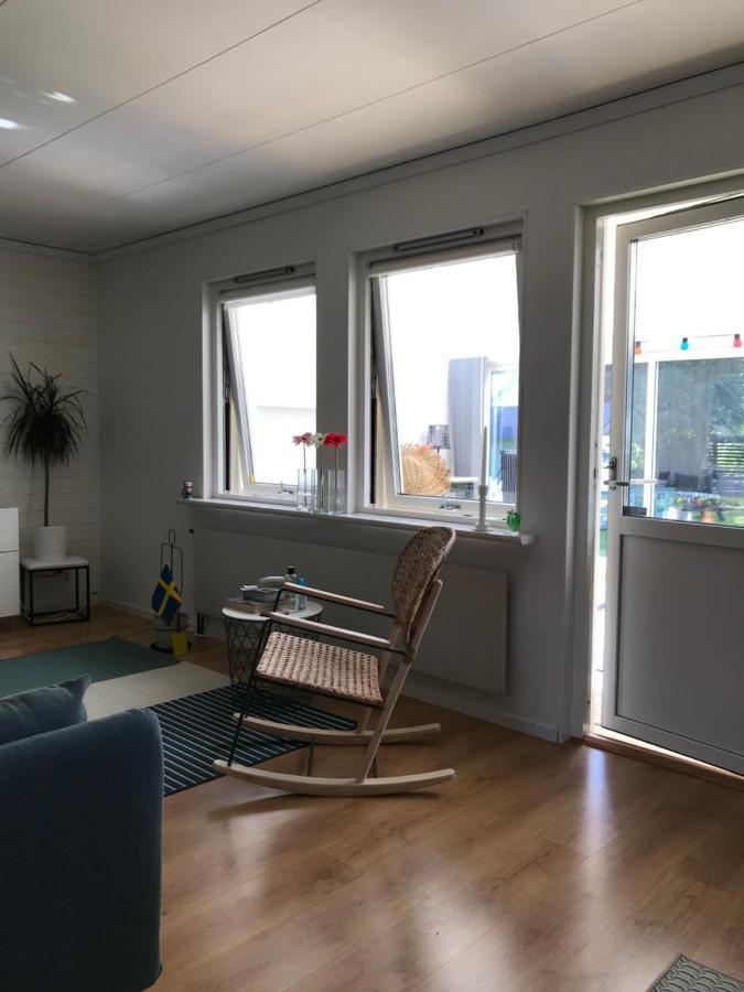 Private Room For Rent In A Villa With Garden View Älmhult Eksteriør bilde